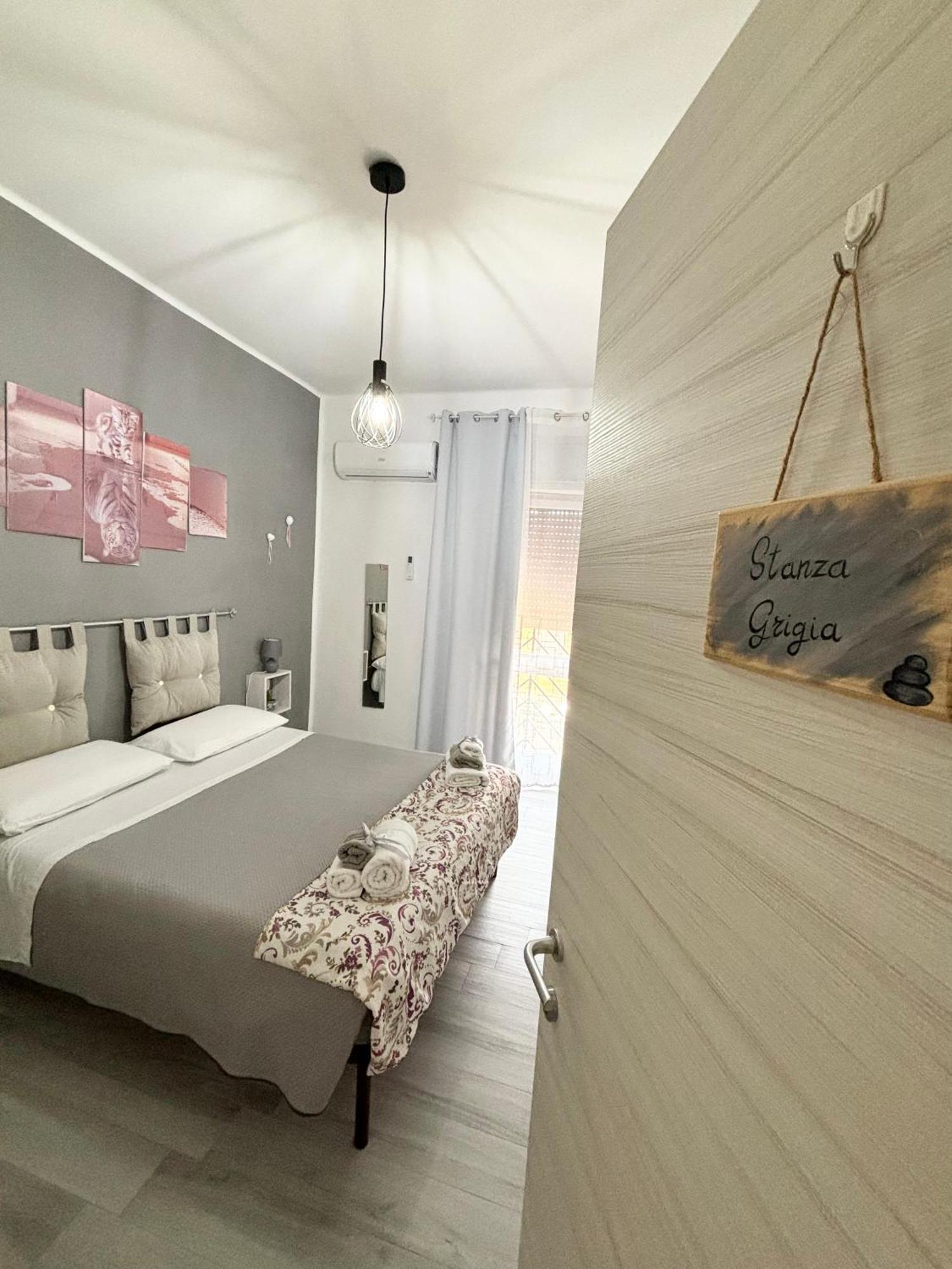 Rosaria'S Home Brindisi Zewnętrze zdjęcie
